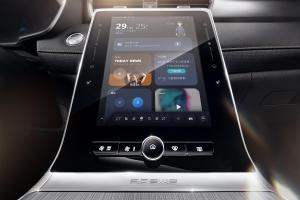 Roewe RX5 Plus 2020 года 